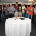 Jackson Barreto leva benefícios à população de Feira Nova - Fotos: Victor Ribeiro/ASN