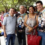 Jackson Barreto acompanha missa em Divina Pastora -