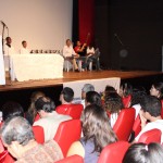 Alunos e professores comemoram os 143 anos do Colégio Atheneu - Fotos: Juarez Silveira/Seed