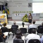Diretora de escola da rede estadual vence prêmio e faz intercâmbio nos Estados Unidos - A diretora do Colégio Estadual Djenal Tavares de Queiroz