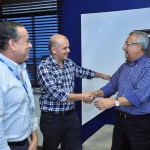 Jackson Barreto visita sede do jornal Cinform -