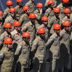 Personalidades e militares são condecorados em solenidade do Corpo de Bombeiros - Fotos: Sergio Freire/SSP