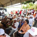 Projeto de inclusão produtiva em Santana do São Francisco recebe balsa flutuante - A  secretária adjunta  Maria Luci