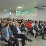 Jackson Barreto participa de lançamento da Telemedicina da UFS - Jackson conversa com médicos cubanos