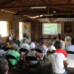 Governo leva ciclo de palestras sobre agrotóxicos a Malhador - As palestras são focadas aos irrigantes atendidos pela Cohidro / Fotos: Ascom/Cohidro
