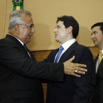 por sucessão
