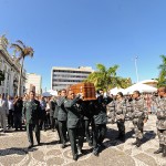 Jackson e os sergipanos se despedem de Déda - Foto: Victor Ribeiro/ASN