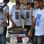 Jovens do Augusto Franco aprendem técnicas de xilogravura e estamparia - Fotos: Ascom/Secult