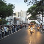 Sergipanos acompanham cortejo fúnebre de Déda - Foto: Marcelle Cristinne/ASN