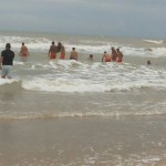 Internos do HCTP participam de saída terapêutica para Praia de Atalaia - Fotos: Ascom/Sejuc