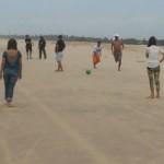 Internos do HCTP participam de saída terapêutica para Praia de Atalaia - Fotos: Ascom/Sejuc