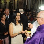 Jackson e Eliane acompanham missa de sétimo dia de Marcelo Déda -