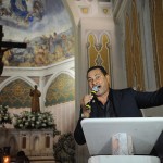 Jackson e Eliane acompanham missa de sétimo dia de Marcelo Déda -