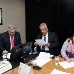 Jackson recebe garantia dos R$ 33 milhões necessários à conclusão do Hospital do Câncer - Fotos: Roque de Sá
